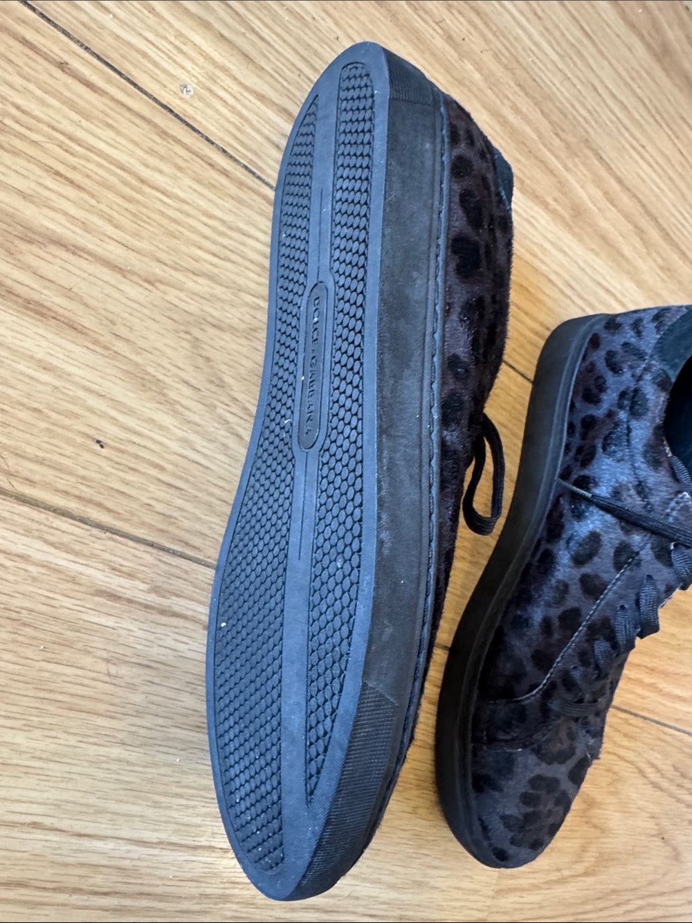 Louis Vuitton Men's Leopard-Print Lace-Up Sneakers in Black and Brown - Picture 2 of 2
